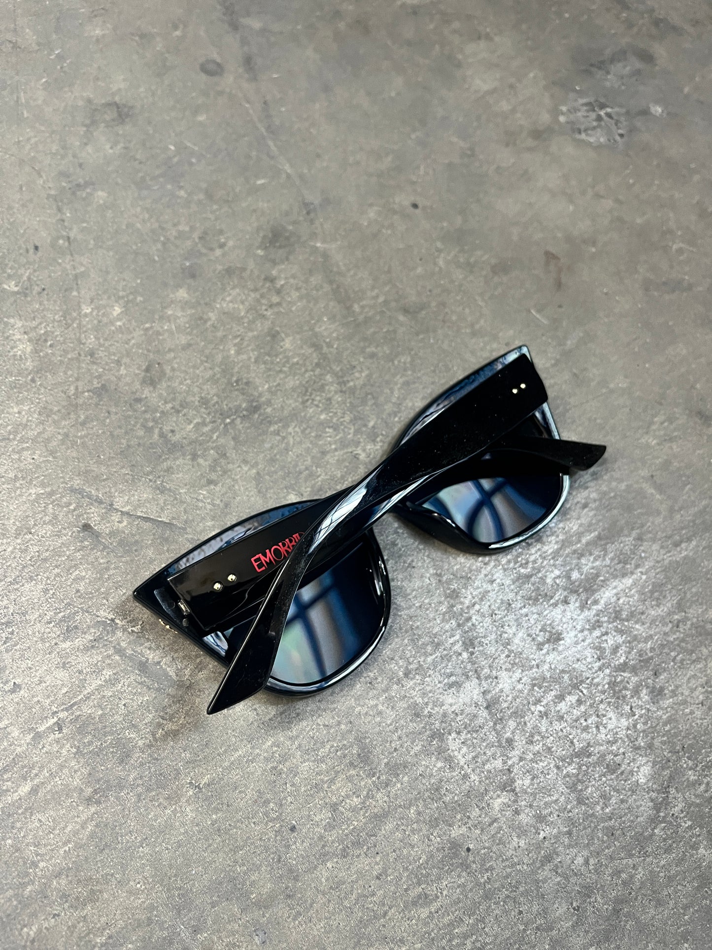 Cat-Eye Mod Death Moth Charm Sunglasses