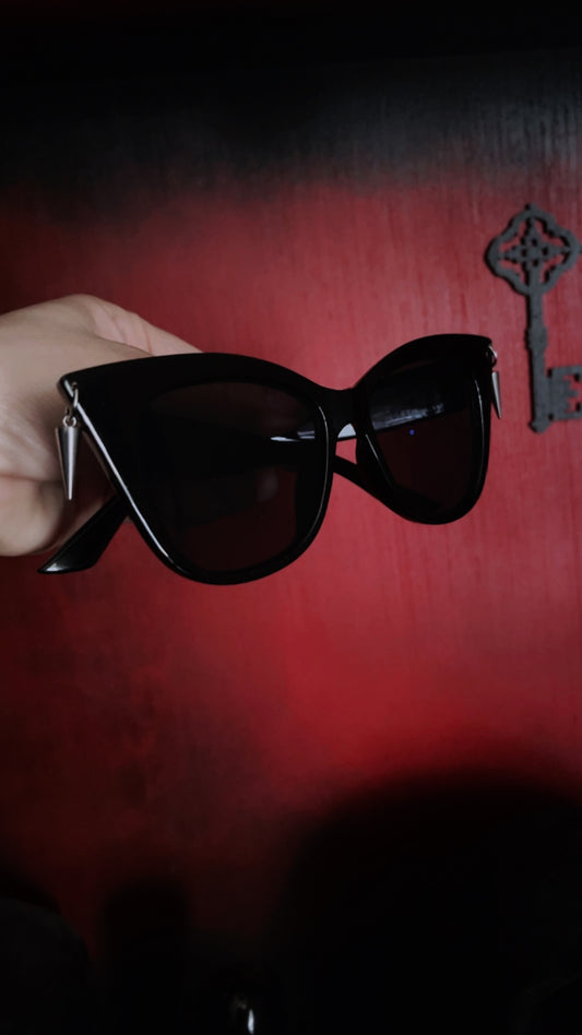 Cat-Eye Mod Industrial