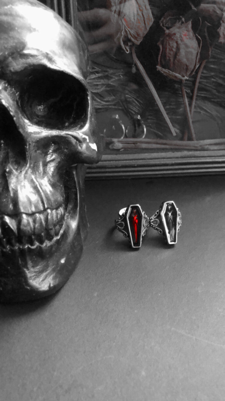 Nosferatu Coffin Ring